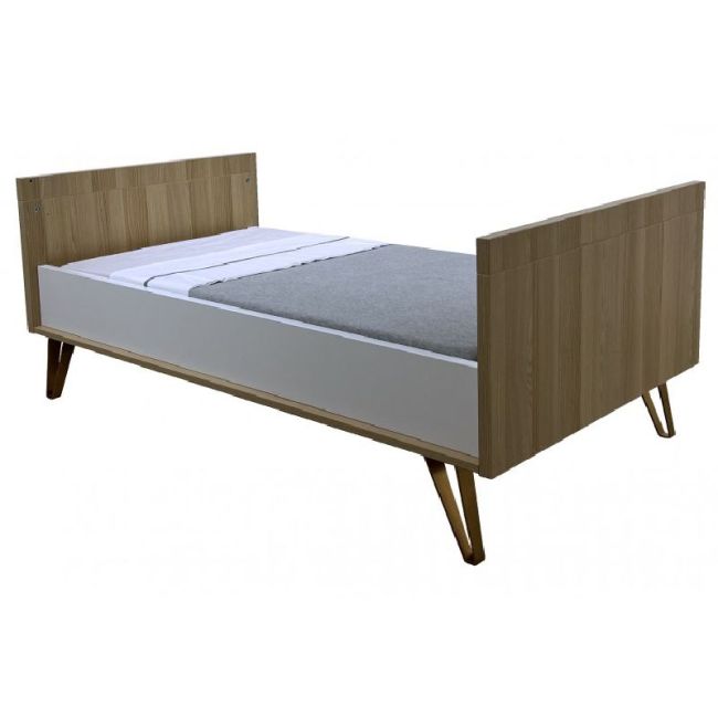 CAMA DE BEBÉ 70X140 TRIESTE CARVALHO-BRANCO