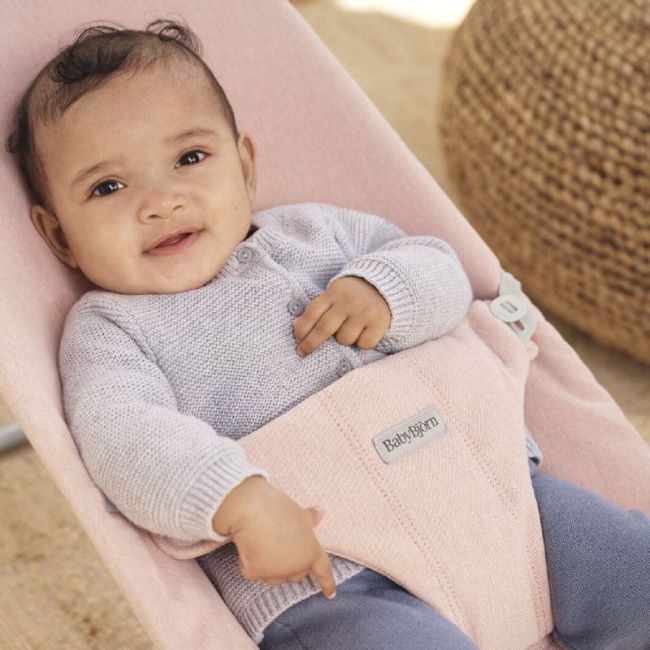 Cadeira de balanço Bliss Woven Babybjorn - Rosa Claro Melange